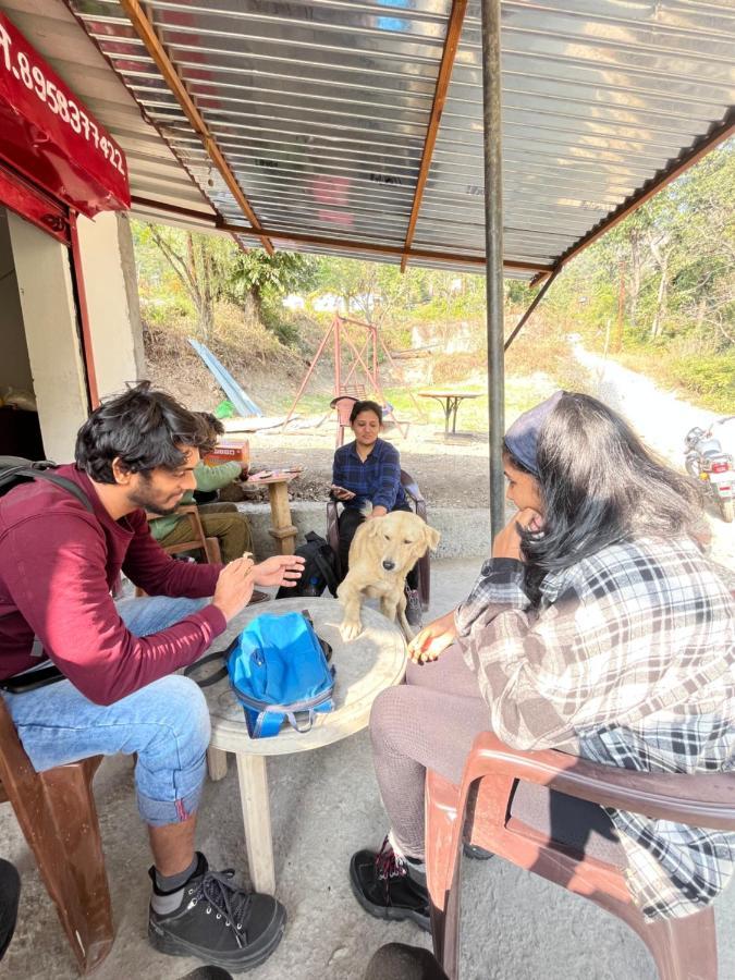 Joey'S Homestay Rishīkesh Εξωτερικό φωτογραφία