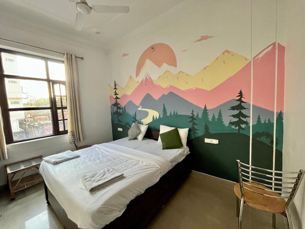 Joey'S Homestay Rishīkesh Εξωτερικό φωτογραφία